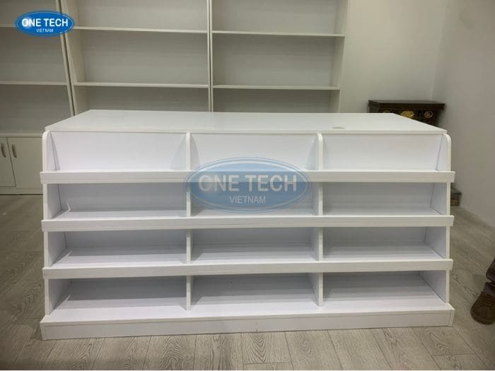 Bàn thu ngân Cà Mau mẫu mã đẹp, độ bền cao tại One Tech